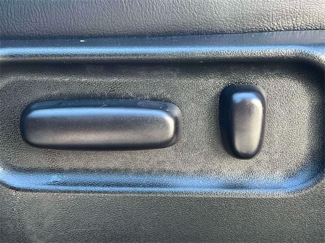 Photo of 2022 Midnight Black Metallic Toyota Tacoma