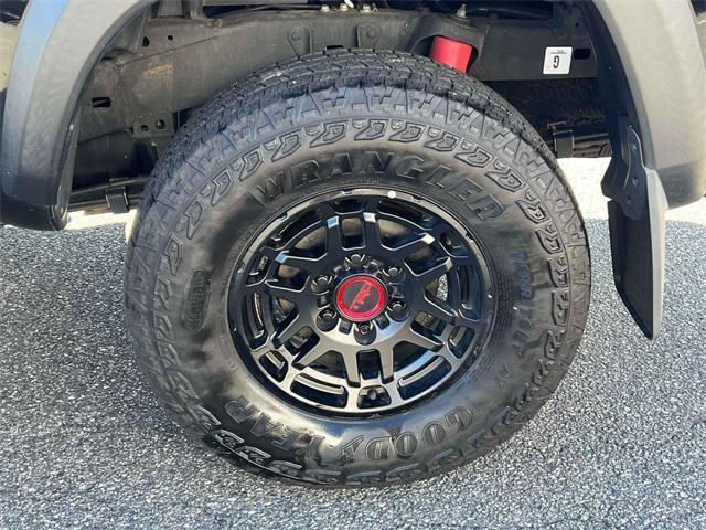 Photo of 2022 Midnight Black Metallic Toyota Tacoma