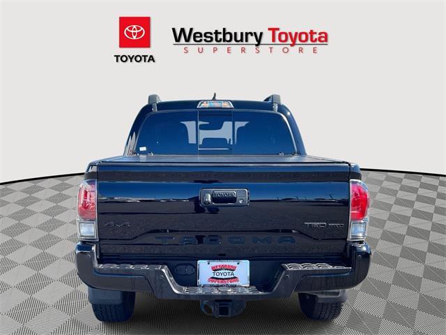 Photo of 2022 Midnight Black Metallic Toyota Tacoma