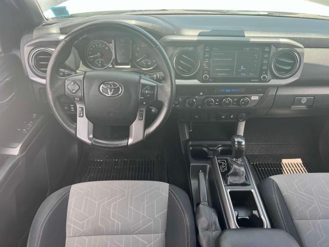 Photo of 2022 White Toyota Tacoma