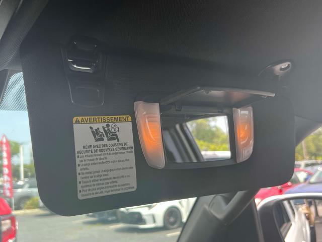 Photo of 2022 White Toyota Tacoma