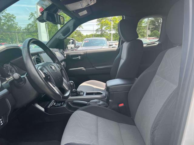 Photo of 2022 White Toyota Tacoma