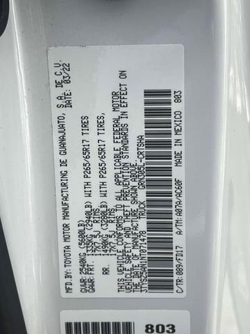 Photo of 2022 White Toyota Tacoma