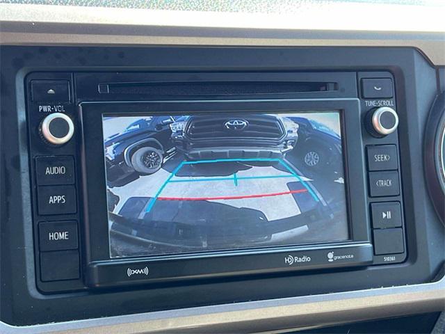 Photo of 2018 Midnight Black Metallic Toyota Tacoma