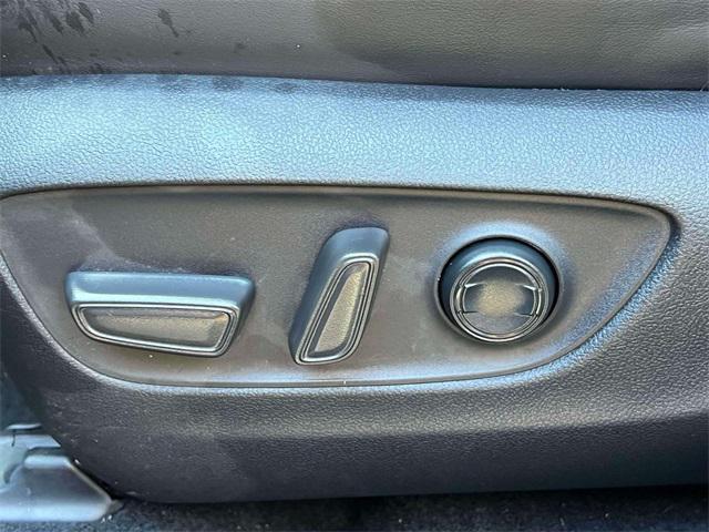 Photo of 2024 Midnight Black Metallic Toyota RAV4 Hybrid