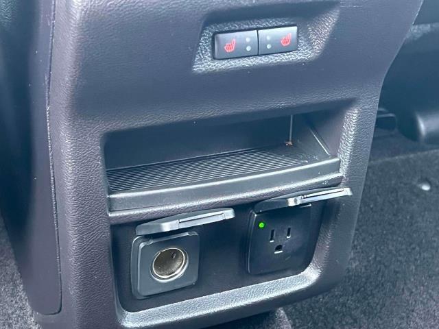 Photo of 2018 Ingot Silver Ford Edge