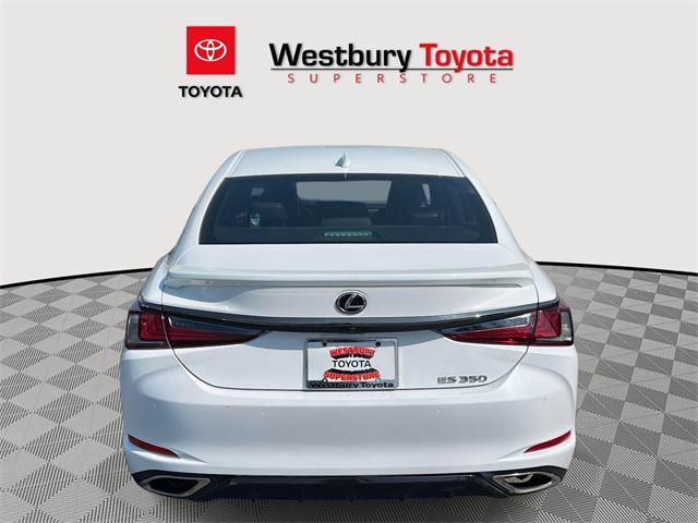 Photo of 2022 Ultra White Lexus ES 350