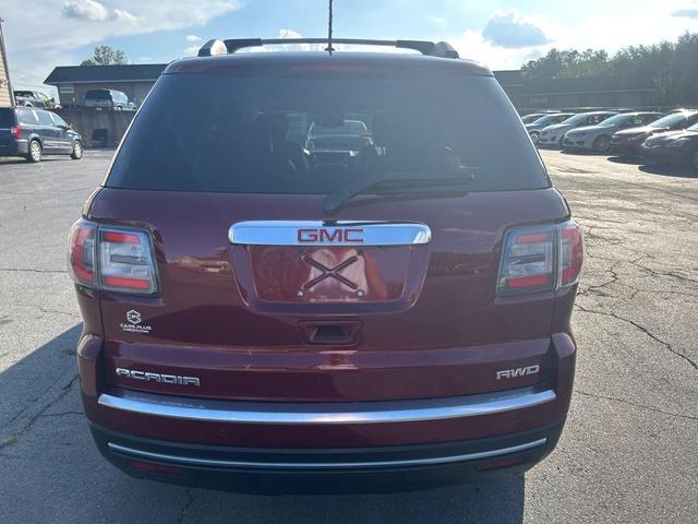 Photo of 2015 RED GMC Acadia