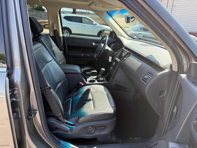 Photo of 2014 GREY Ford Flex