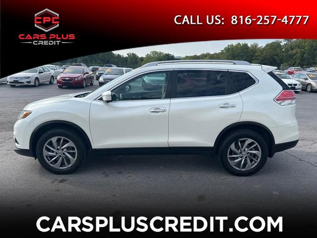 Photo of 2015 WHITE Nissan Rogue