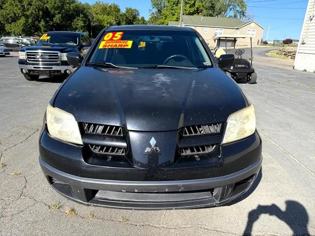 Photo of 2005 BLACK Mitsubishi Outlander