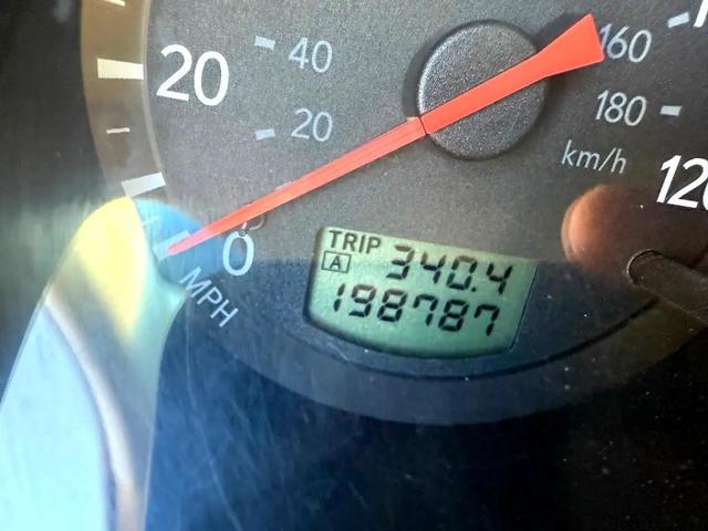 Photo of 2005 BLACK Mitsubishi Outlander