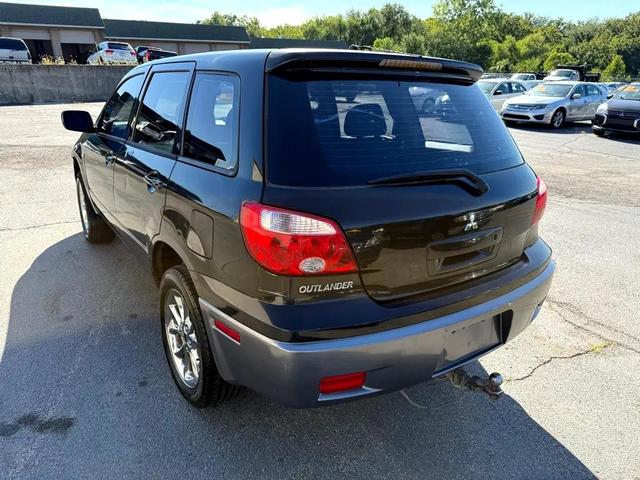 Photo of 2005 BLACK Mitsubishi Outlander