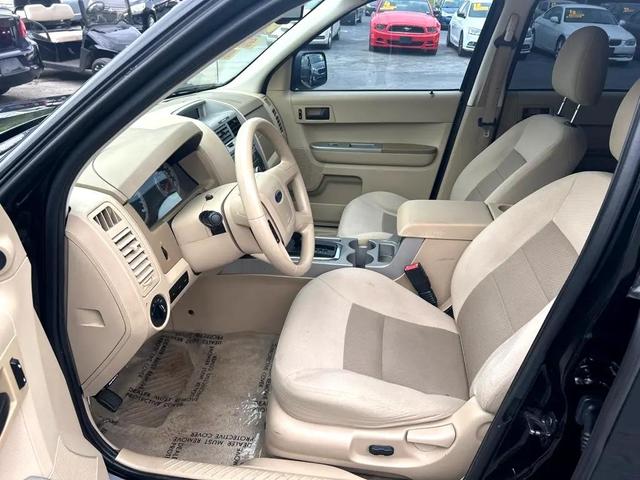 Photo of 2008 BLACK Ford Escape