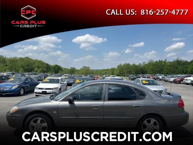 2004 Ford Taurus