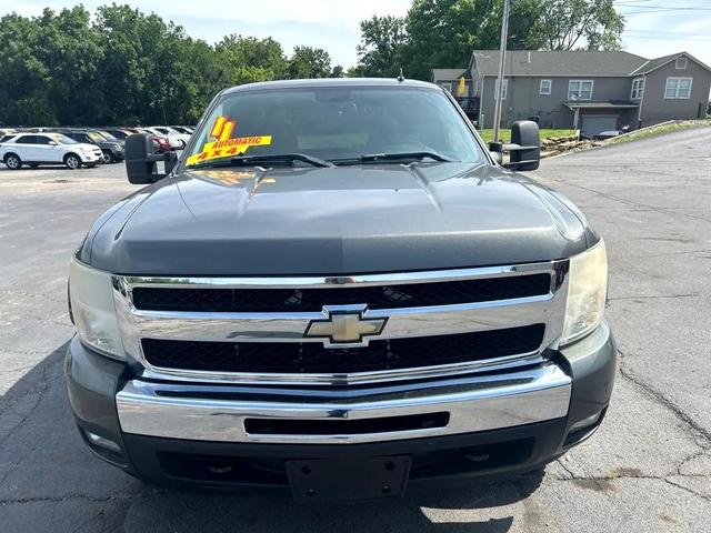 Photo of 2011 GREY Chevrolet Silverado 1500
