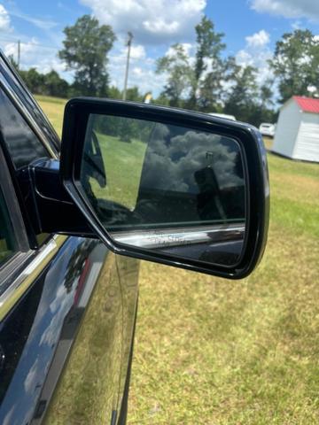 Photo of 2015 Black Chevrolet Suburban