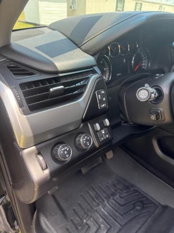 Photo of 2015 Black Chevrolet Suburban