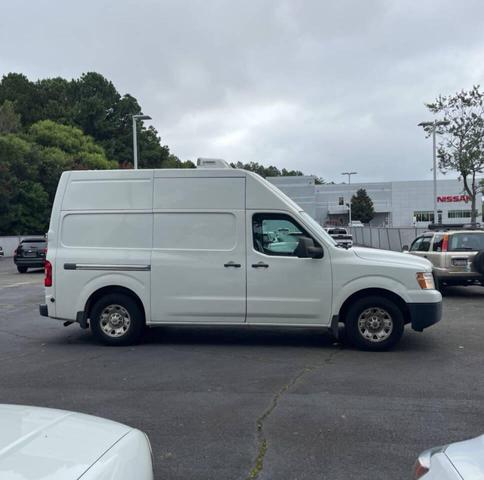 Photo of 2018 Glacier White Nissan NV Cargo NV2500 HD