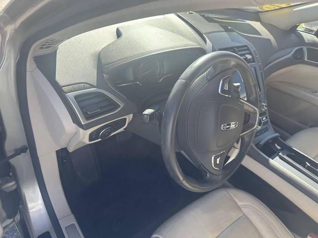Photo of 2017 Tan Lincoln MKZ Hybrid