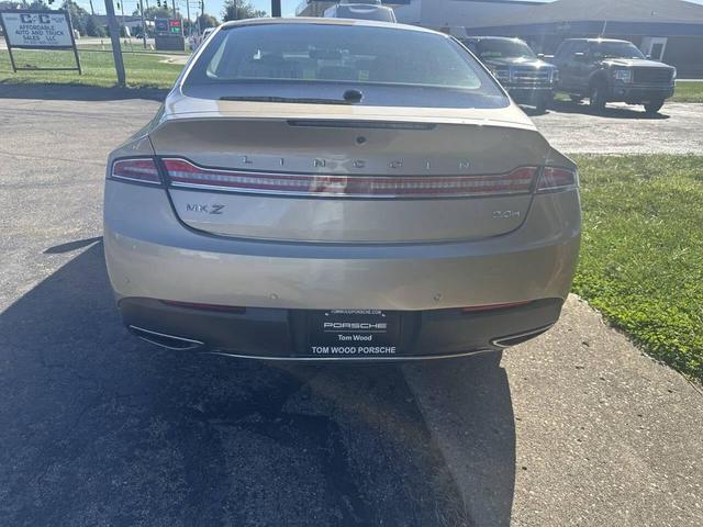 Photo of 2017 Tan Lincoln MKZ Hybrid