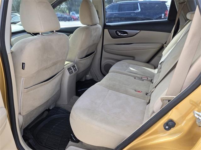 Photo of 2015 Saharan Sun Nissan Rogue