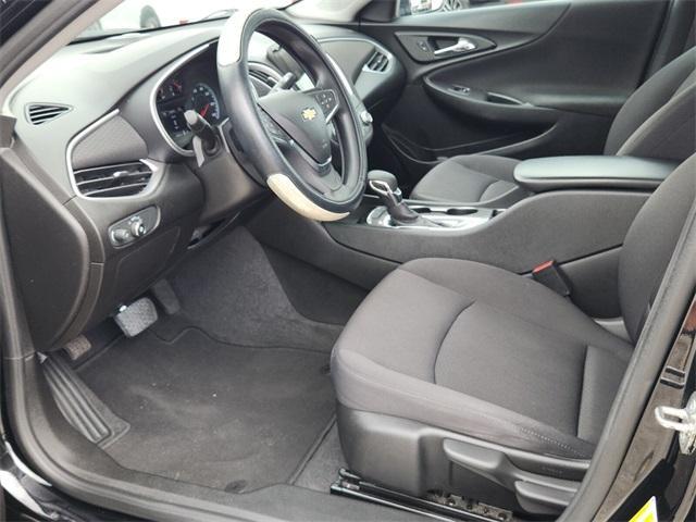 Photo of 2021 Mosaic Black Metallic Chevrolet Malibu