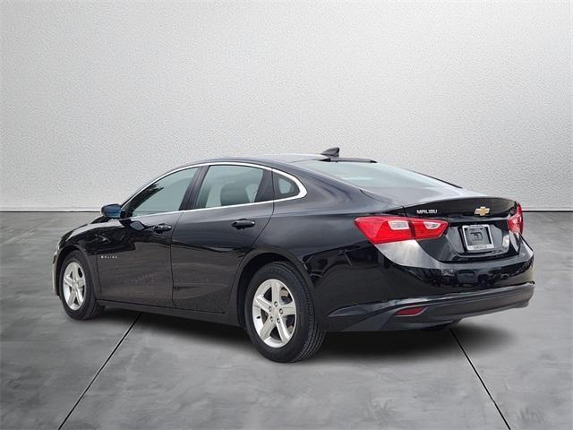 Photo of 2021 Mosaic Black Metallic Chevrolet Malibu
