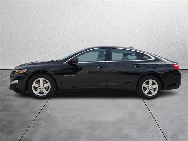 Photo of 2021 Mosaic Black Metallic Chevrolet Malibu