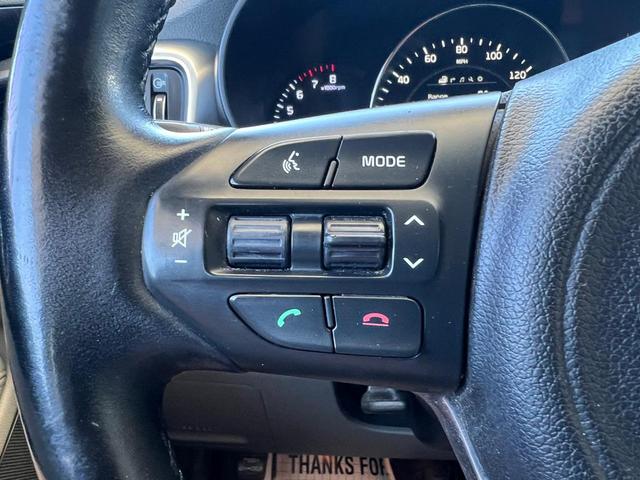 Photo of 2016 MAROON Kia Sorento