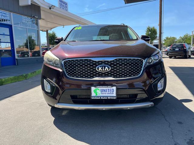 Photo of 2016 MAROON Kia Sorento