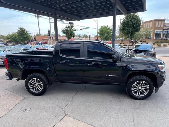 Photo of 2021 Black Chevrolet Colorado