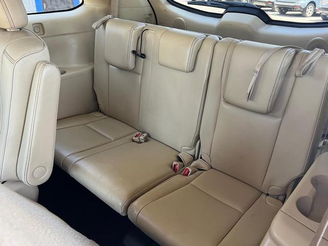 Photo of 2017 Toasted Walnut Pearl Toyota Highlander