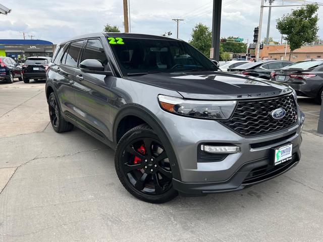 Photo of 2022 Carbonized Gray Metallic Ford Explorer