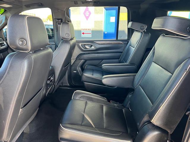 Photo of 2021 Black Chevrolet Suburban