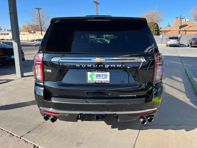 Photo of 2021 Black Chevrolet Suburban