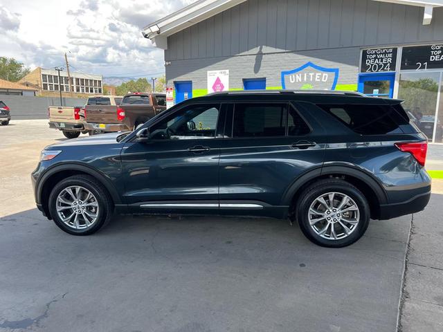 Photo of 2022 BLUE Ford Explorer