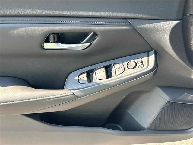 Photo of 2025 Atlantic Gray M Nissan Sentra