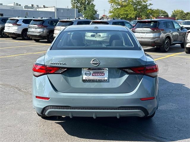 Photo of 2025 Atlantic Gray M Nissan Sentra