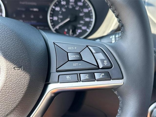 Photo of 2025 Atlantic Gray M Nissan Sentra