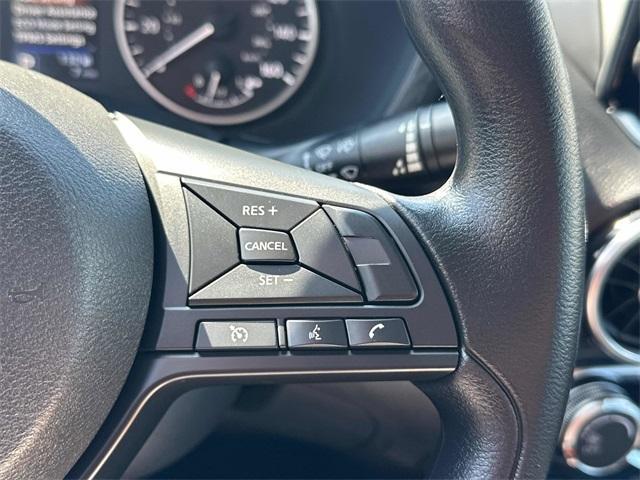 Photo of 2025 Cloud White Nissan Sentra