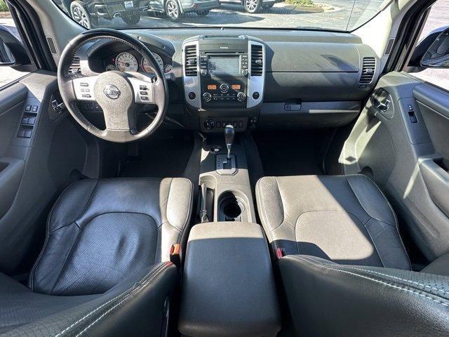 Photo of 2020 Magnetic Black Nissan Frontier