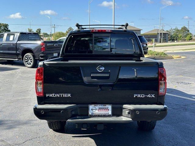 Photo of 2020 Magnetic Black Nissan Frontier