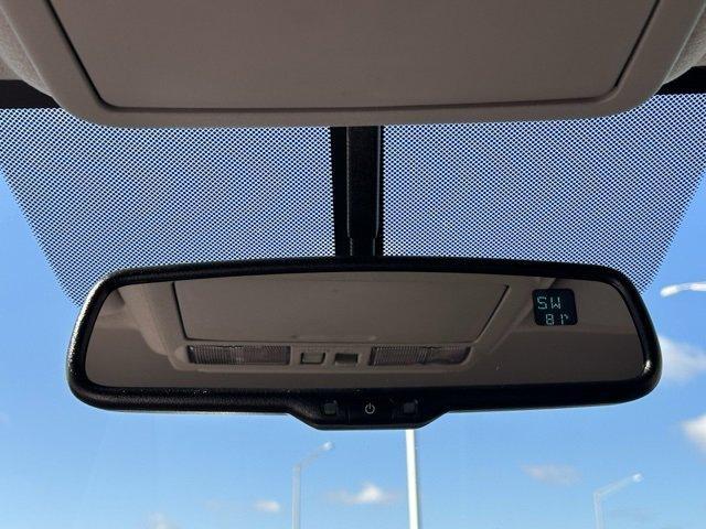 Photo of 2020 Magnetic Black Nissan Frontier