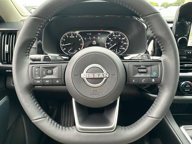 Photo of 2025 Black Nissan Pathfinder