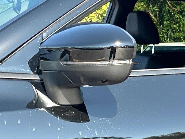 Photo of 2025 Black Nissan Pathfinder