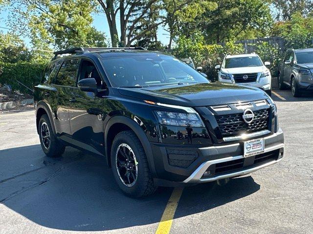 Photo of 2025 Black Nissan Pathfinder