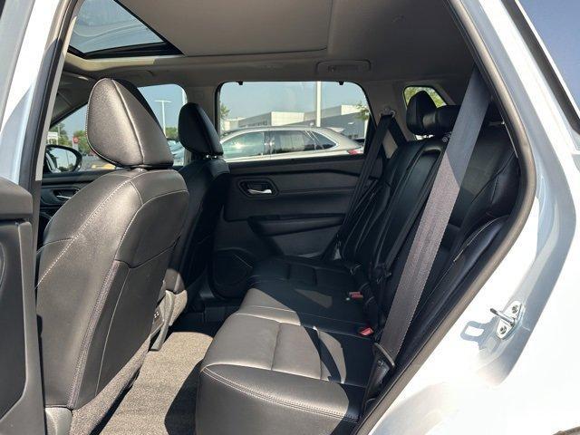 Photo of 2024 Everest White P Nissan Rogue
