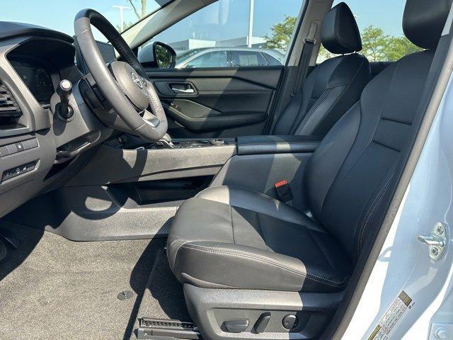 Photo of 2024 Everest White P Nissan Rogue