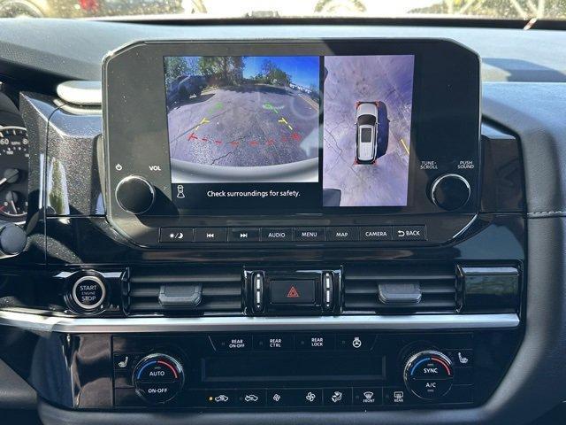 Photo of 2023 Scarlet Ember Nissan Pathfinder